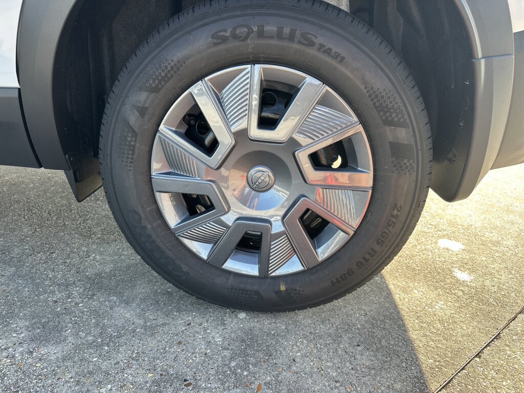 New 2027 Nissan Kicks S FWD image 20