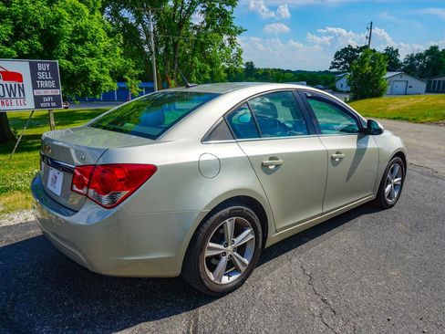 Used 2014 Chevrolet Cruze LT FWD image 3