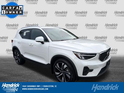 Used 2023 Volvo XC40 B5 Plus w/ Climate Package