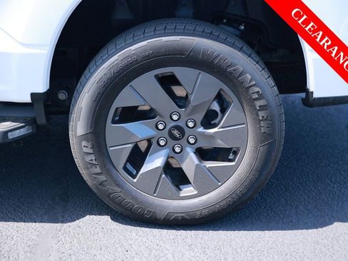 Used 2023 Ford F150 Lightning Lariat w/ Tow Technology Package AWD/4WD image 11