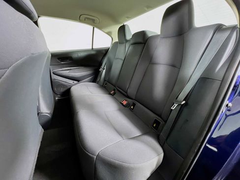 Used 2022 Toyota Corolla LE image 23