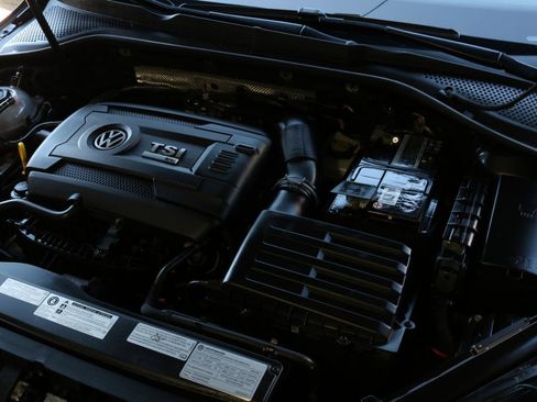 Used 2019 Volkswagen Golf 4-Door AWD/4WD image 60