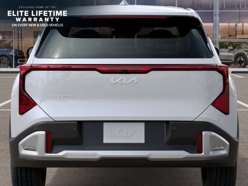 New 2027 Kia Seltos S FWD image 14