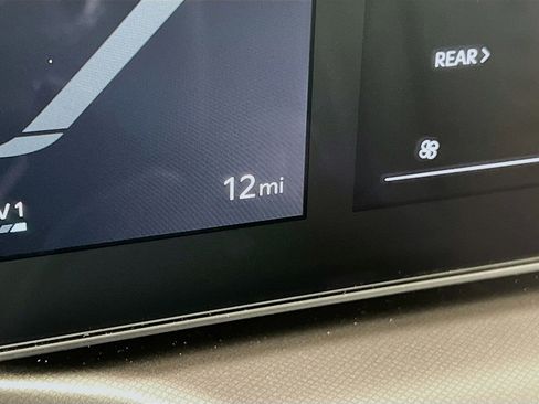 New 2026 Kia EV9 Wind AWD/4WD image 18