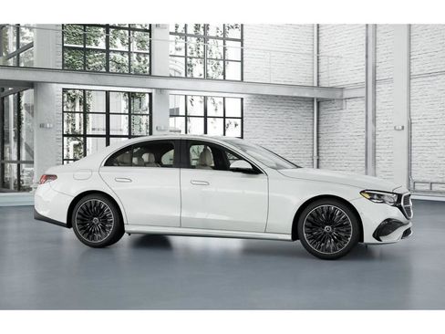 New 2026 Mercedes-Benz E 450 4MATIC Sedan image 14