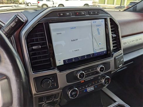 Used 2022 Ford F450 Platinum w/ FX4 Off-Road Package image 23