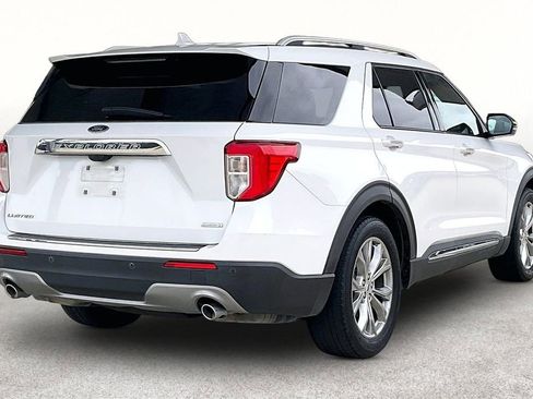 Used 2020 Ford Explorer Limited image 2