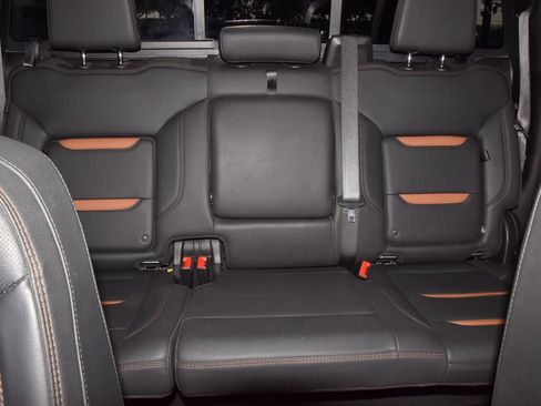 Used 2025 GMC Sierra 1500 AT4 w/ AT4 Premium Package AWD/4WD image 20