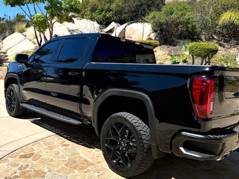 Used 2024 GMC Sierra 1500 AT4 w/ Technology Package image 6