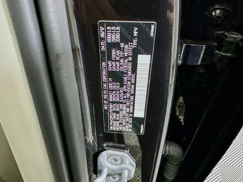 Used 2018 Volvo XC90 T6 Momentum w/ Convenience Package image 12