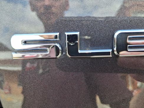 Used 2018 GMC Acadia SLE image 9