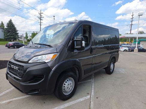 Used 2024 RAM ProMaster 1500 w/ Premium Convenience Group FWD image 6