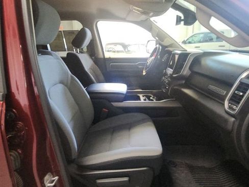 Used 2019 RAM 1500 Big Horn AWD/4WD image 16