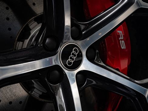 New 2025 Audi RS 6 performance image 8