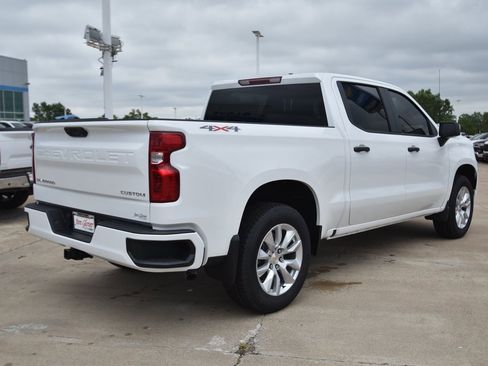 New 2026 Chevrolet Silverado 1500 Custom image 4