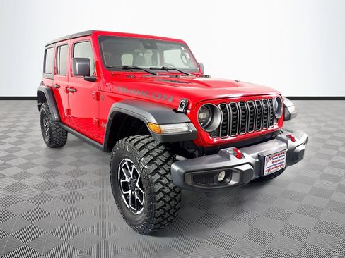 Used 2025 Jeep Wrangler Unlimited Rubicon AWD/4WD image 1