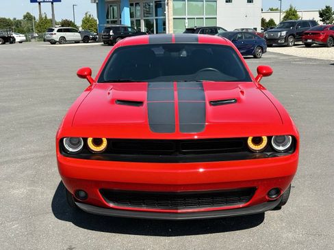 Used 2020 Dodge Challenger SXT w/ Blacktop Package RWD image 5