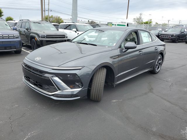 New 2026 Hyundai Sonata SEL AWD/4WD image 2