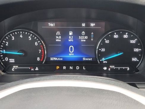 Used 2022 Ford Explorer XLT image 14