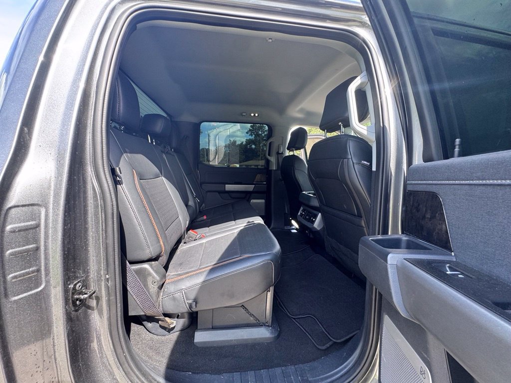 Used 2025 Ford F250 Lariat AWD/4WD image 25