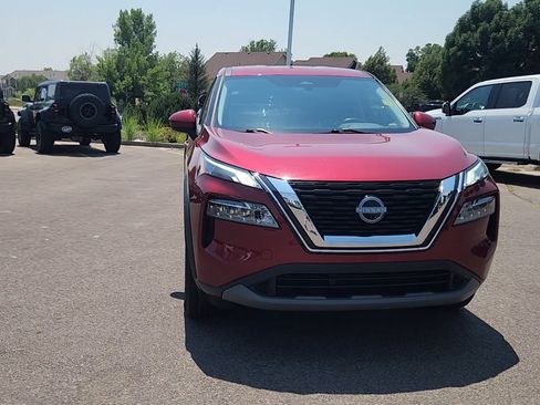 Used 2023 Nissan Rogue SV AWD/4WD image 13