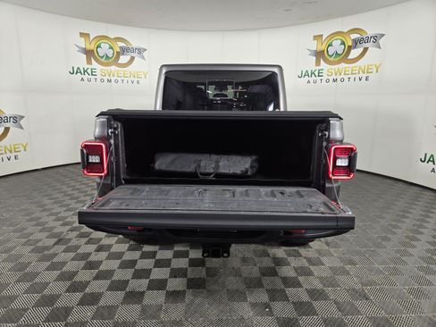 Used 2020 Jeep Gladiator Rubicon AWD/4WD image 33