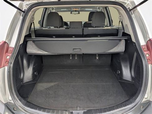 Used 2013 Toyota RAV4 LE image 12