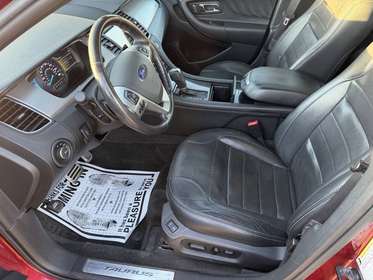 Used 2013 Ford Taurus SHO AWD/4WD image 19