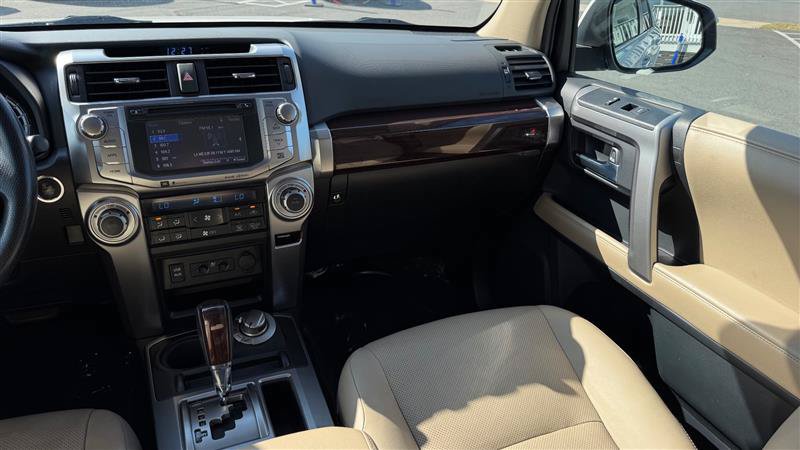 Used 2016 Toyota 4Runner Limited AWD/4WD image 19