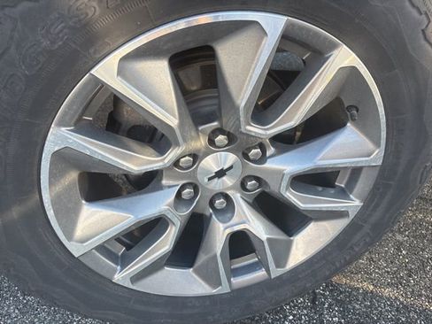 Used 2019 Chevrolet Silverado 1500 RST w/ All-Star Edition image 8