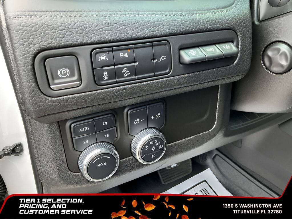 Used 2021 GMC Yukon Denali AWD/4WD image 24