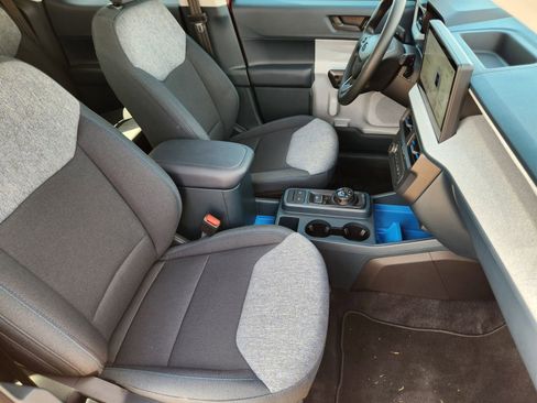 New 2026 Ford Maverick XLT image 14