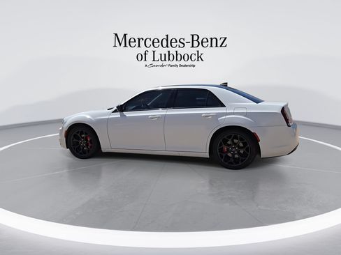 Used 2019 Chrysler 300 Touring w/ Sport Appearance Package RWD image 6