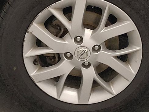 Used 2019 Nissan Versa SV w/ SV Special Edition Package FWD image 31