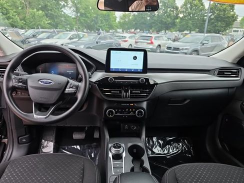 Used 2025 Ford Escape Active AWD/4WD image 12
