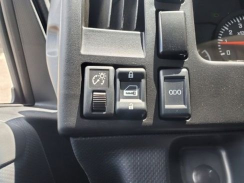 New 2025 Chevrolet Low Cab Forward image 11