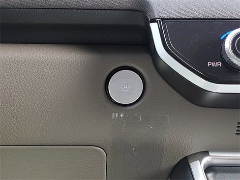 New 2026 Kia Carnival EX image 28