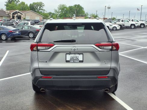 Used 2025 Toyota RAV4 XLE AWD/4WD image 25