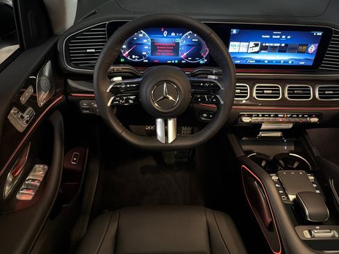 New 2026 Mercedes-Benz GLS 450 4MATIC image 13