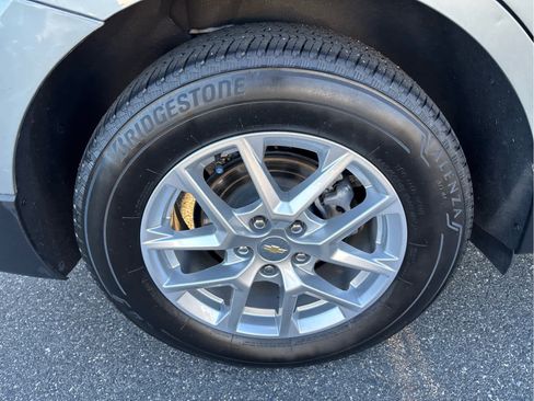 Certified 2024 Chevrolet Equinox LT AWD/4WD image 27