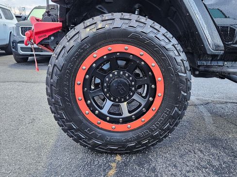 Used 2018 Jeep Wrangler Unlimited Rubicon image 13