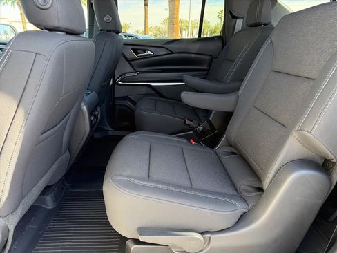 New 2026 Chevrolet Traverse LT w/ Midnight/Sport Edition image 6