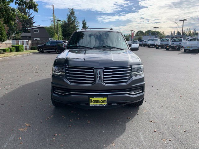 Used 2015 Lincoln Navigator 4WD image 9