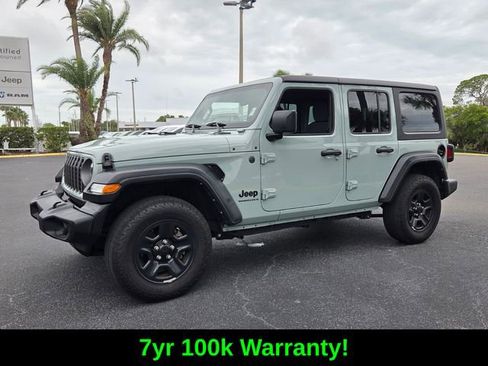 Used 2024 Jeep Wrangler Unlimited Sport AWD/4WD image 3