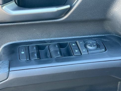 New 2025 Toyota Tacoma TRD Off-Road image 13