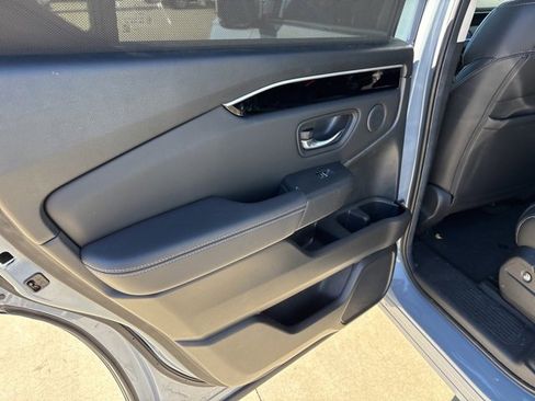 Certified 2024 Honda Pilot Touring image 18