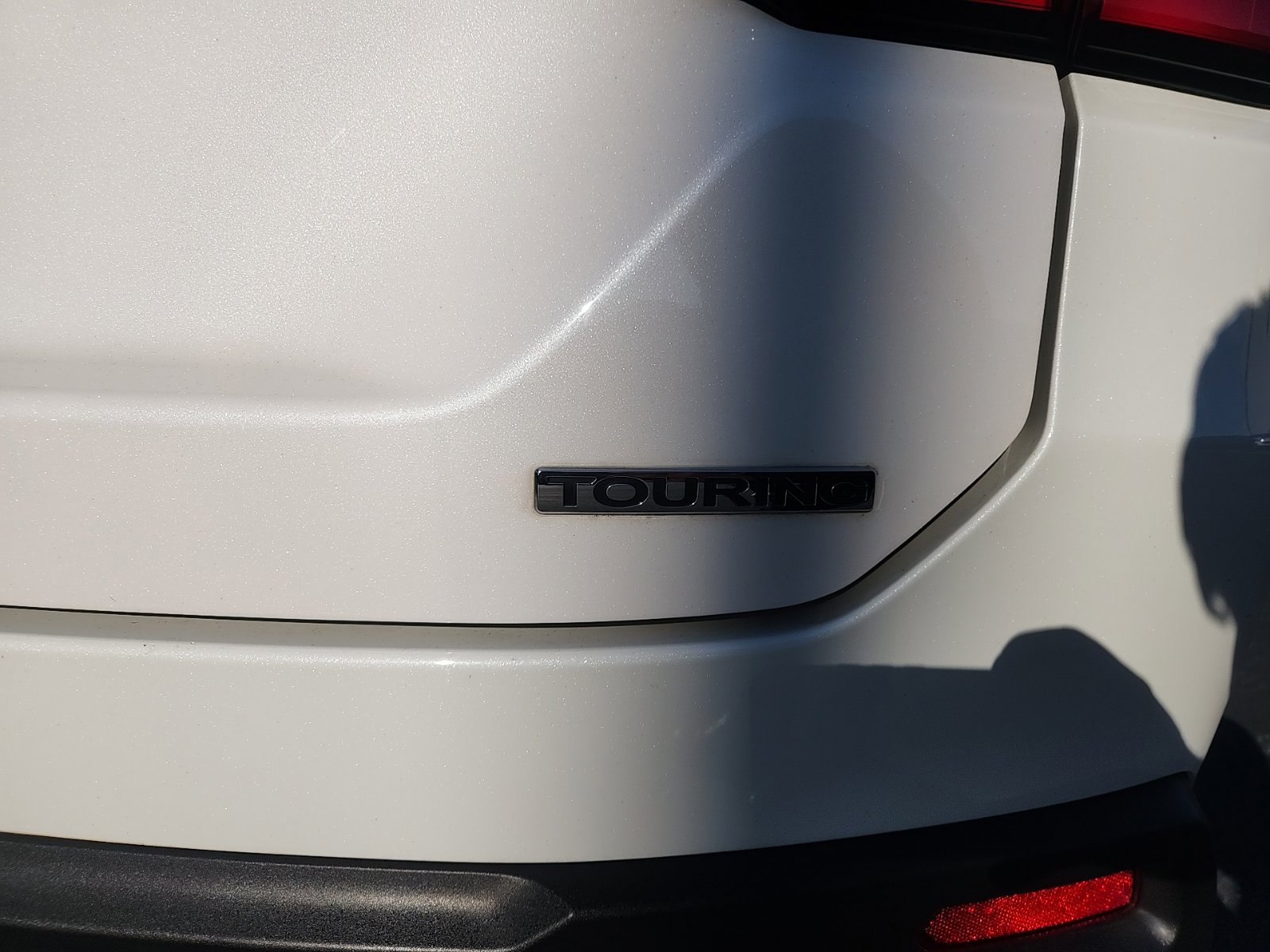 Used 2024 Honda Pilot Touring image 11
