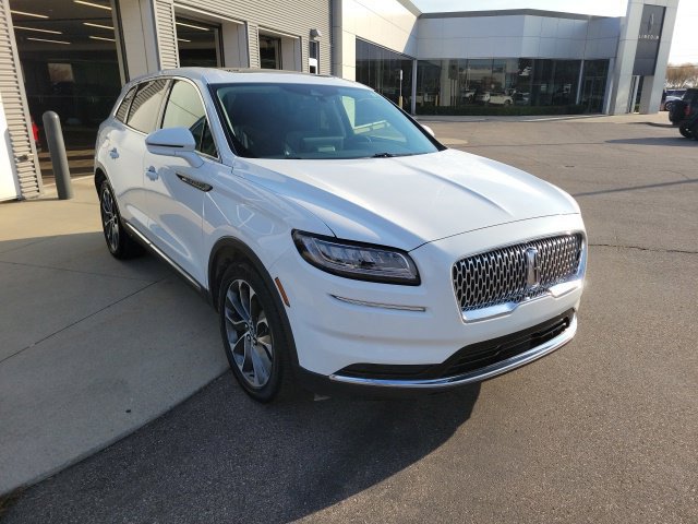 Certified 2023 Lincoln Nautilus Reserve AWD/4WD image 9