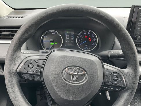 Used 2019 Toyota RAV4 LE AWD/4WD image 25