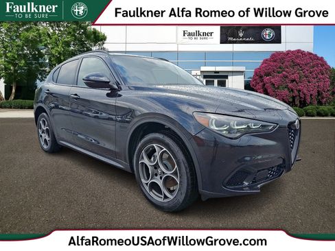 New 2026 Alfa Romeo Stelvio Sprint AWD/4WD image 1